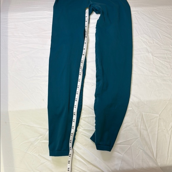 Blue High-Waist Textured Leggings - Picture 9 of 9